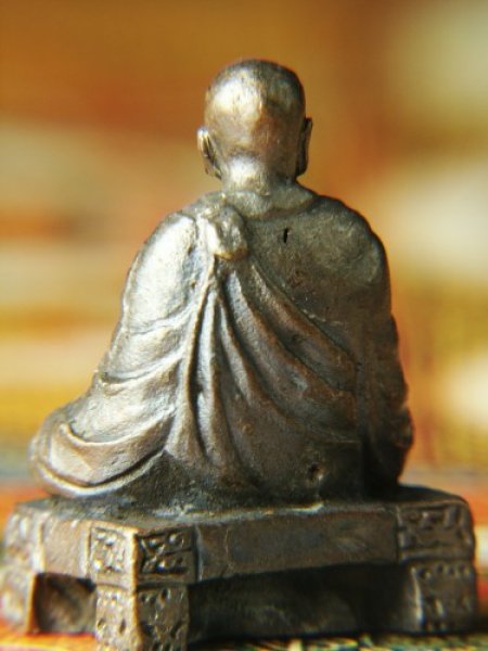 ミニ仏像 弘法大師（座像） - 香老舗 高野山大師堂