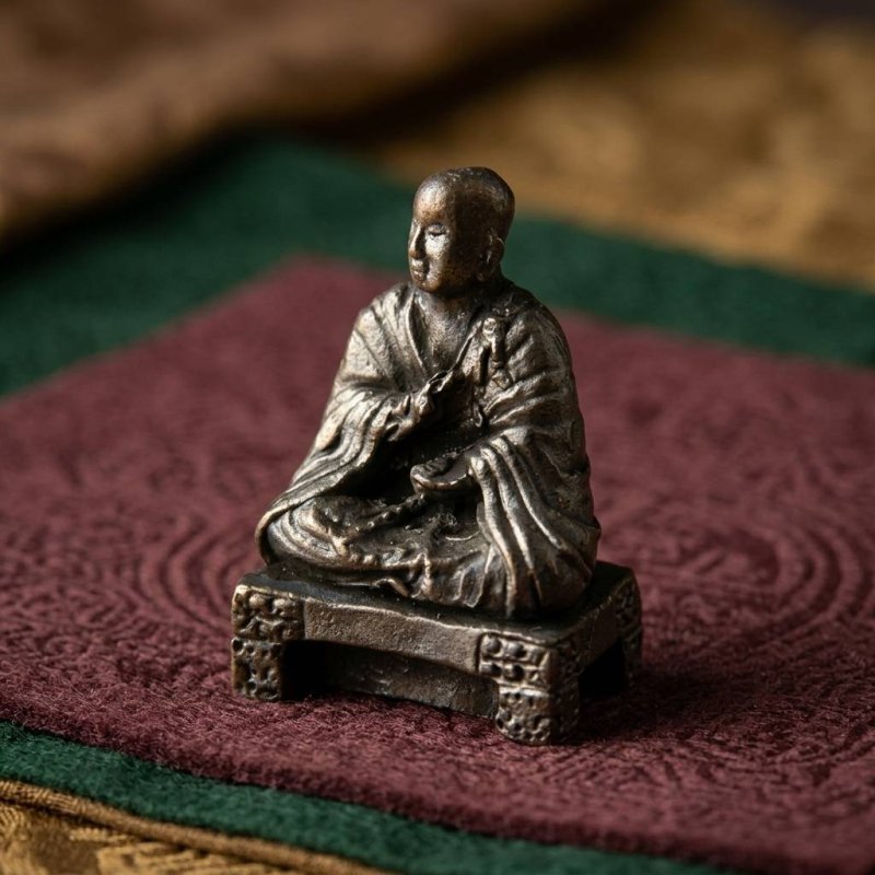 画像1: ミニ仏像　弘法大師（座像） (1)