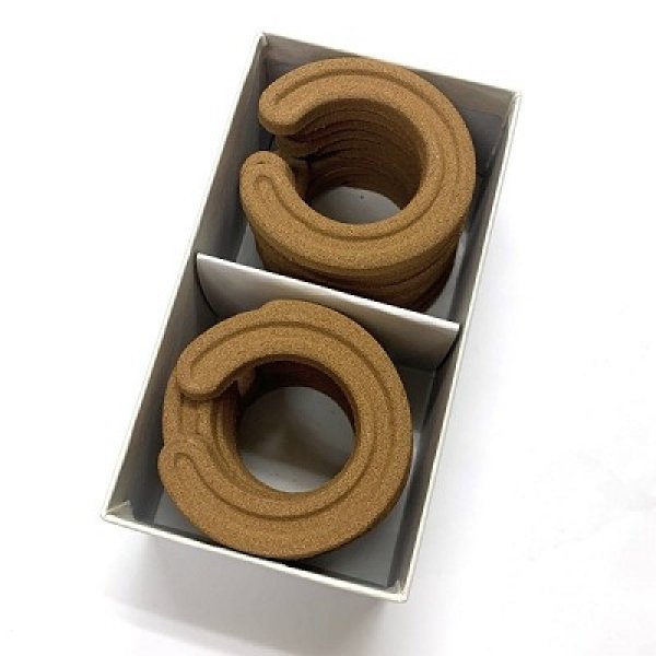 【川本仏壇店】「沈香浄薫香 丸型（馬蹄型）小」20枚入 精華堂製 大香木/寺院仏具 抹香 香炭 法事 法要 焼香 香具 柄香炉 火舎香炉/川本仏 沈香浄薫香 角型 小 20枚入 精華堂製 燃焼時間約90分⁄聞香 寺院仏具